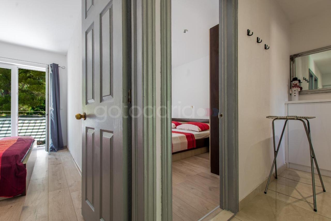 Apartment Vesna With Balcony & Free Parking Makarska Ngoại thất bức ảnh